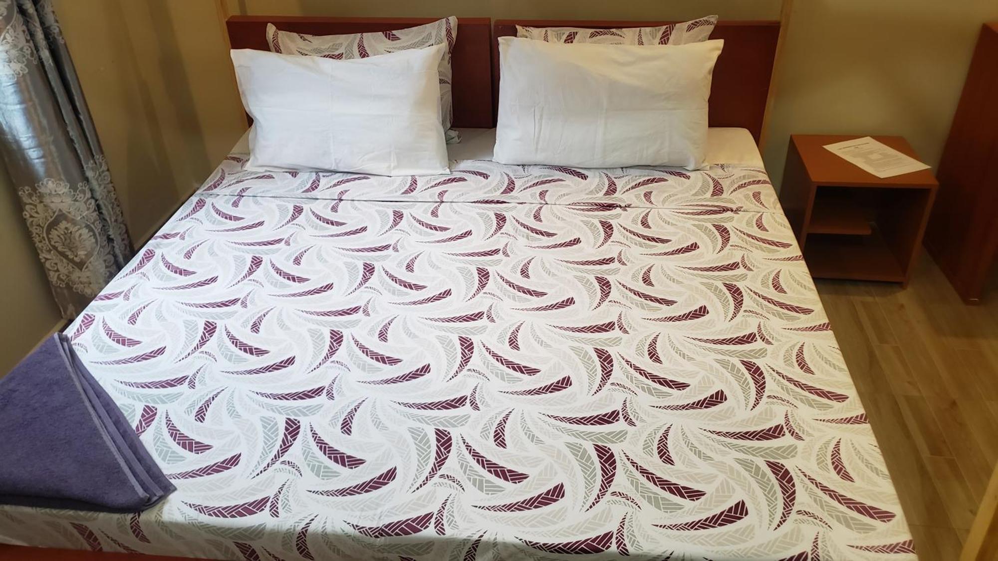 L&J Modern Backpackers Bnb Dar es Salaam Zewnętrze zdjęcie
