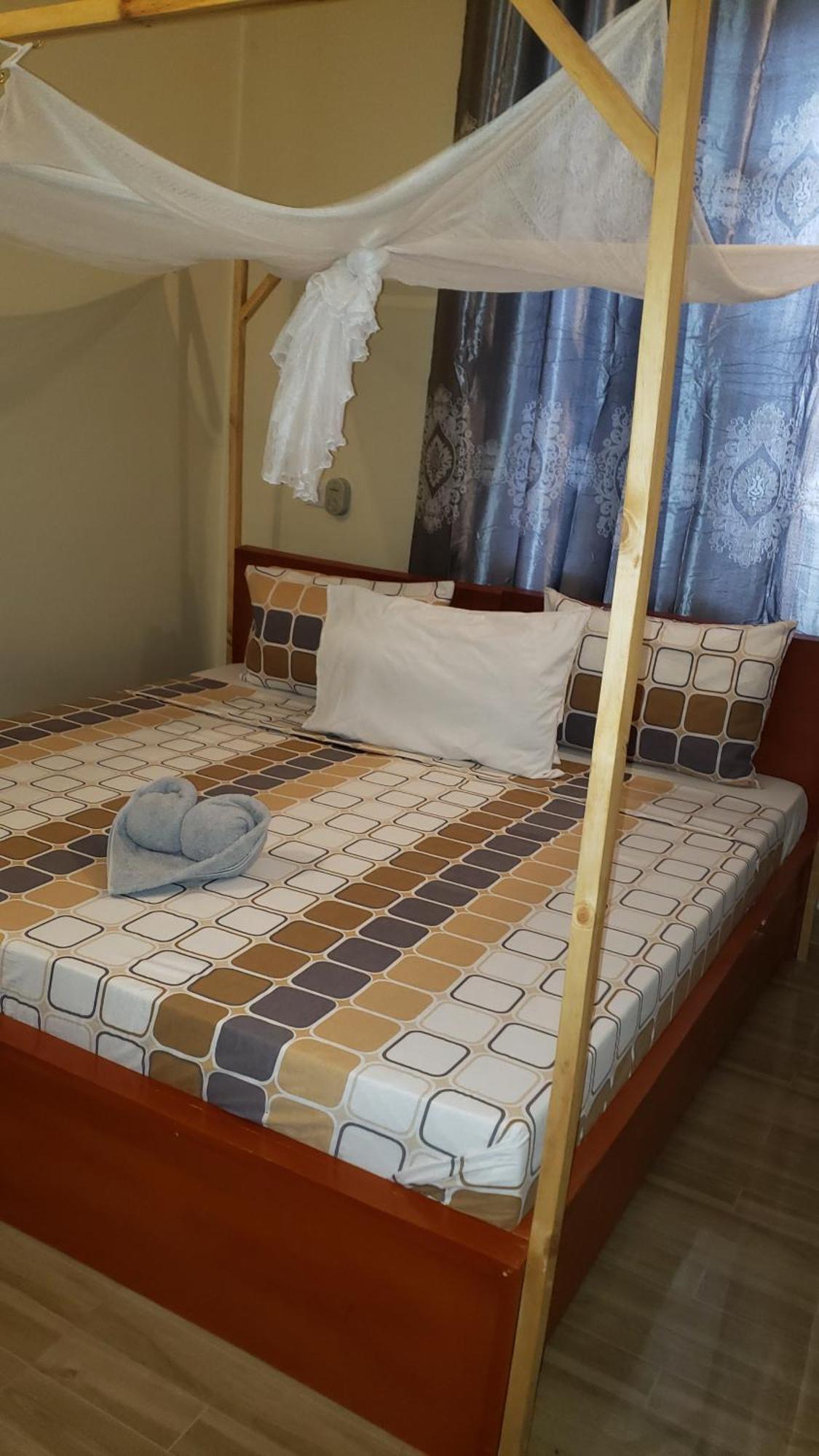 L&J Modern Backpackers Bnb Dar es Salaam Zewnętrze zdjęcie