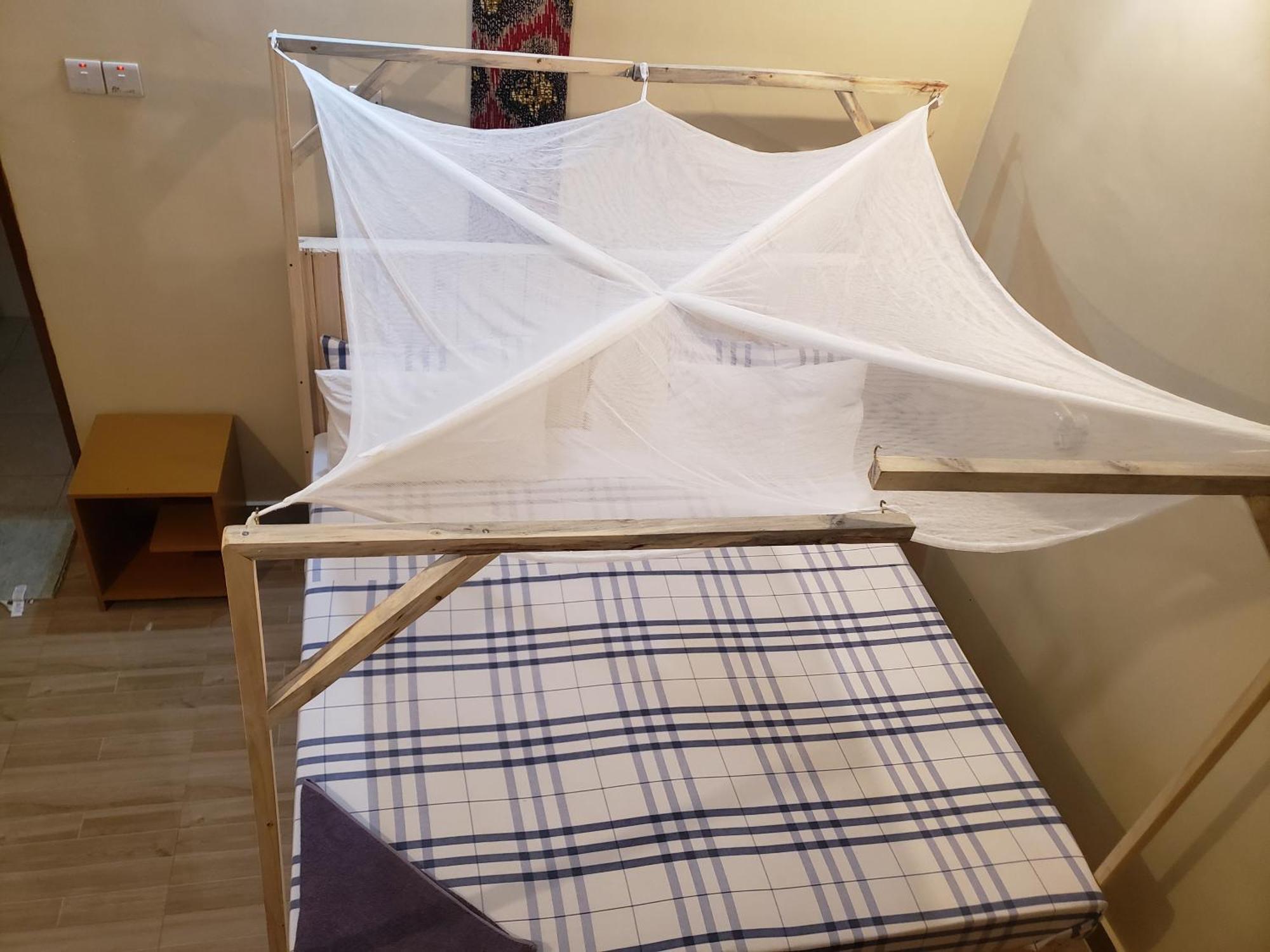 L&J Modern Backpackers Bnb Dar es Salaam Zewnętrze zdjęcie