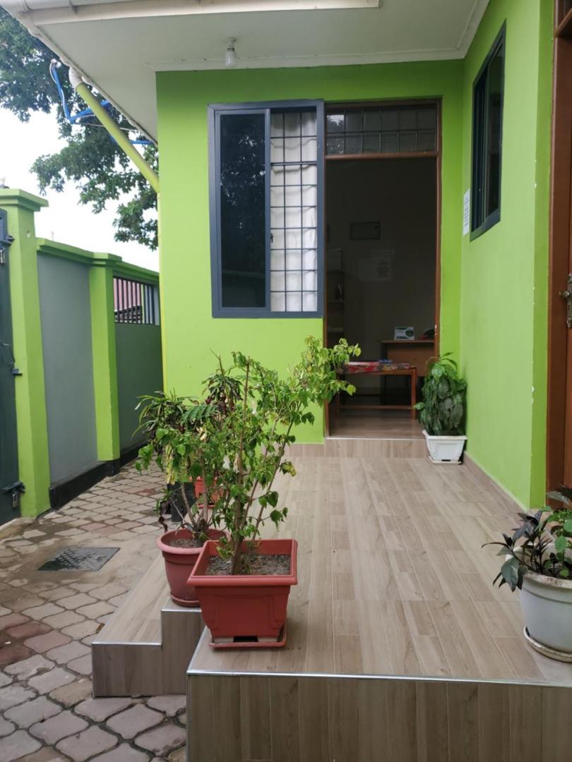 L&J Modern Backpackers Bnb Dar es Salaam Zewnętrze zdjęcie
